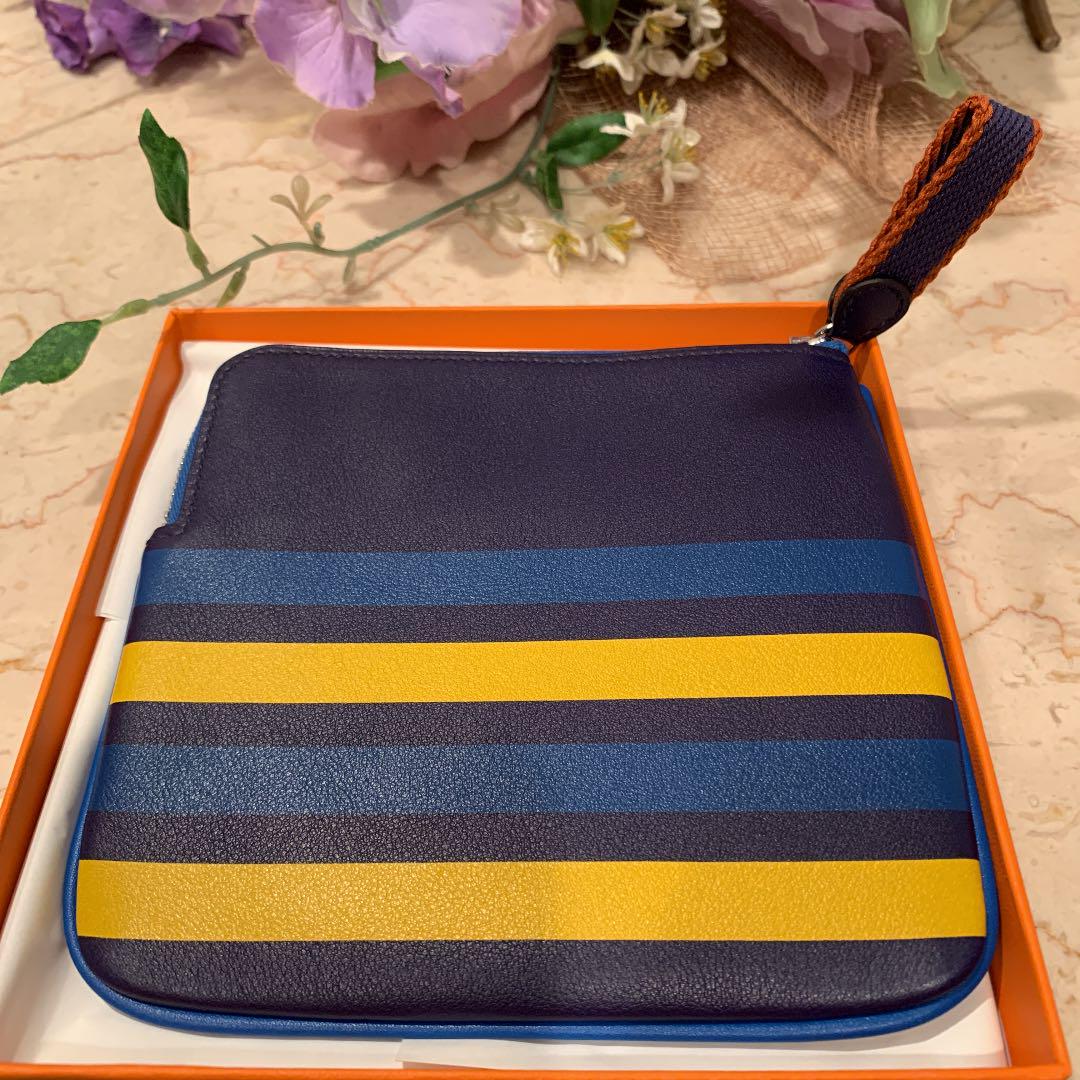 HERMES ポーチ　カレ.ポケット