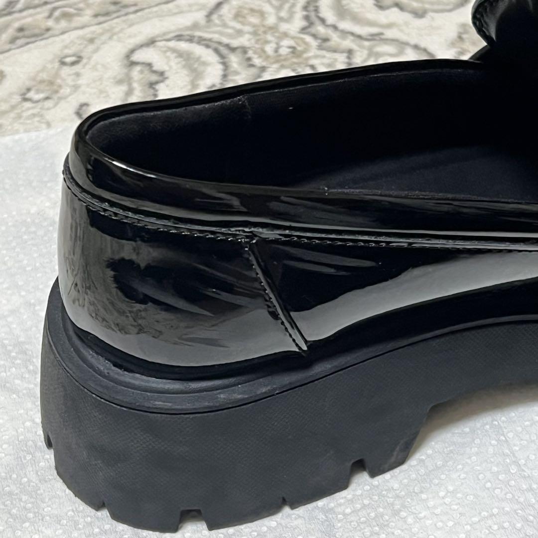 ZARA ブラック エナメル ローファー　コインローファー38