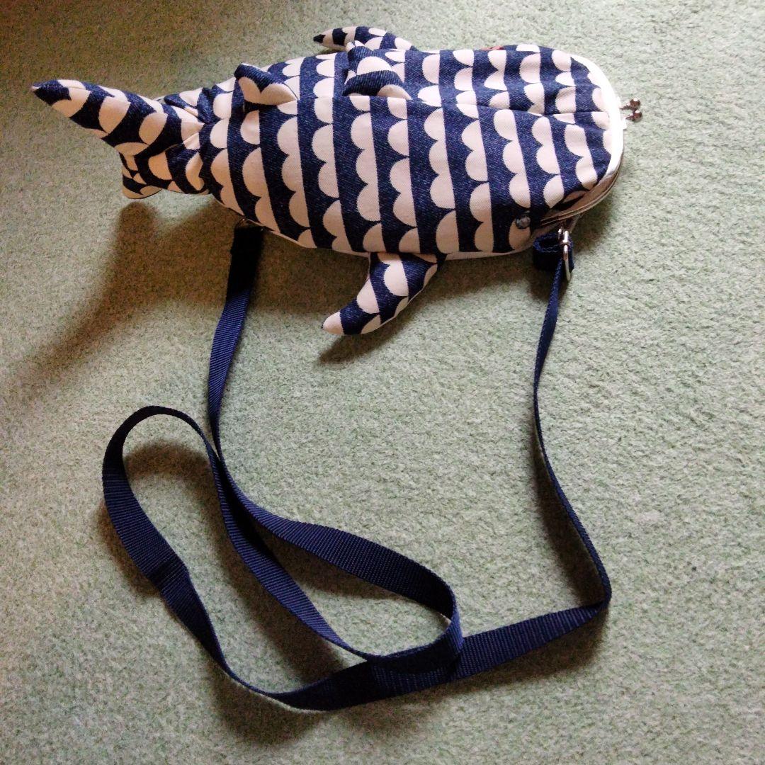 クジラ型ペットアクセサリー