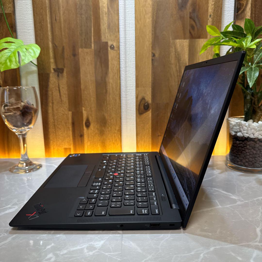 2021年式‼️ThinkPad X1 Carbon☘第11世代☘ノートパソコン