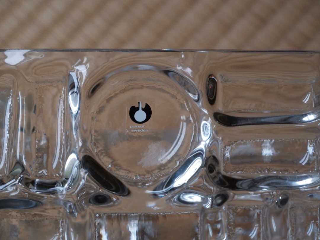 水指 幾何学的重厚ガラス 水差し 茶道具 箱付 現代芸術 オブジェ Q2023 水指 幾何学的重厚ガラス 水差し 茶道具 箱付 現代芸術 オブジェ Q2023