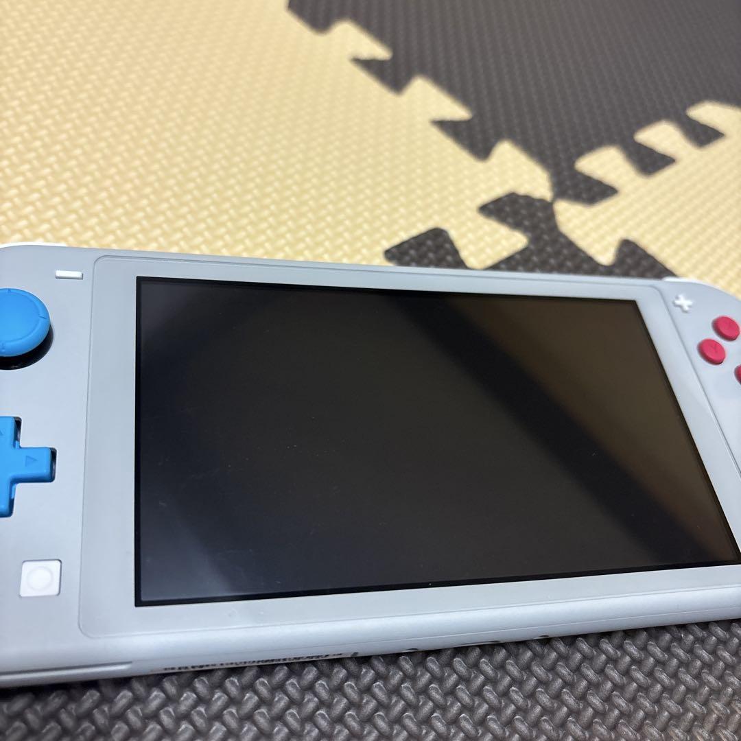 美品　Nintendo Switch LITE ザシアン　ザマゼンタ