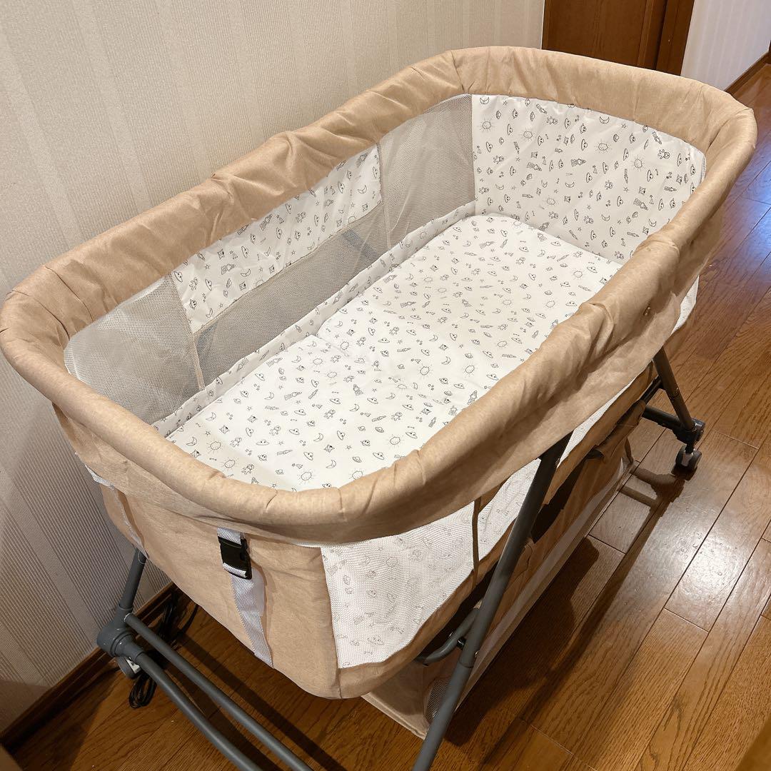 M*u様 新品未使用！ベビーベッド 折り畳み添い寝ベッド 4点セット カーキ