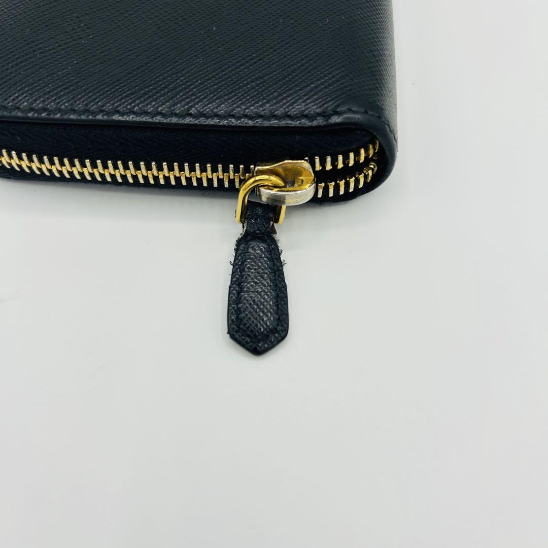 PRADA 長財布　ラウンドジップ　サフィアーノレザー　黒