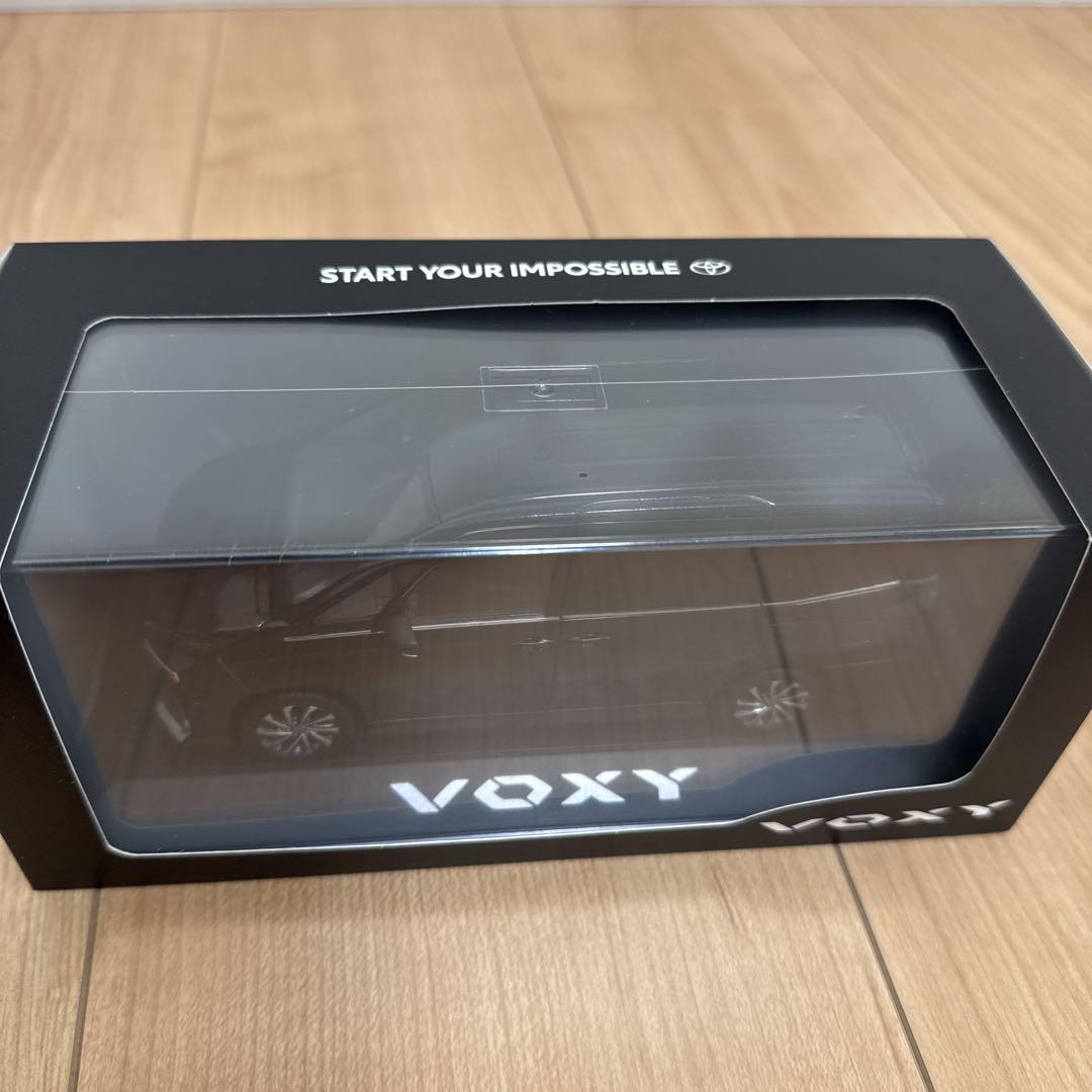 Voxy ブラックミニカー 1/30スケール ダイキャスト製 非売品