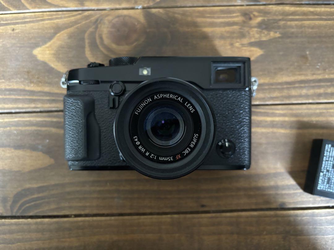 Fujifilm X-Pro2 本体＋レンズ＋バッテリー 充電器付き Fujifilm X-Pro2 本体＋レンズバッテリー 充電器付き