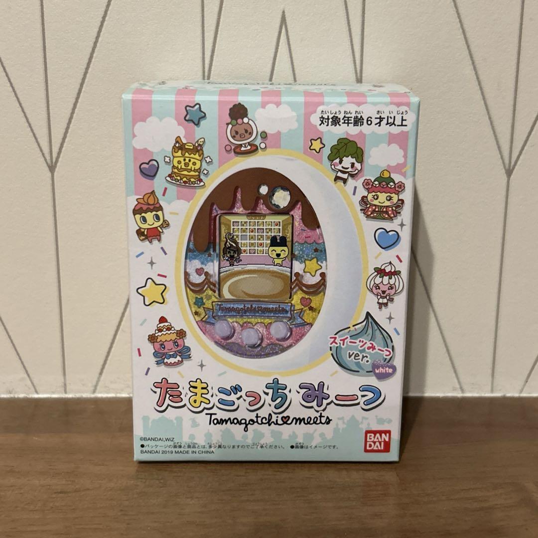 箱付き）スイーツみーつ ホワイトver. たまごっち
