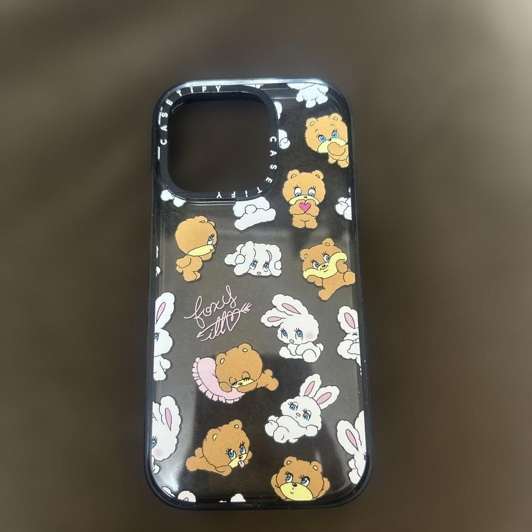 iPhone16プロケース クマとウサギデザイン