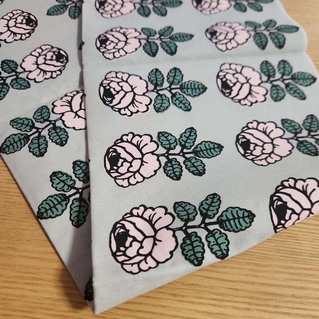 マリメッコ　ヴィヒキルース　生地　はぎれ　marimekko