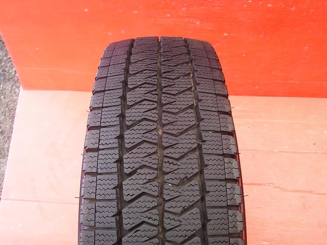 ハイエース純正スチール+ブリヂストン24年製195/80R15スタッドレス！