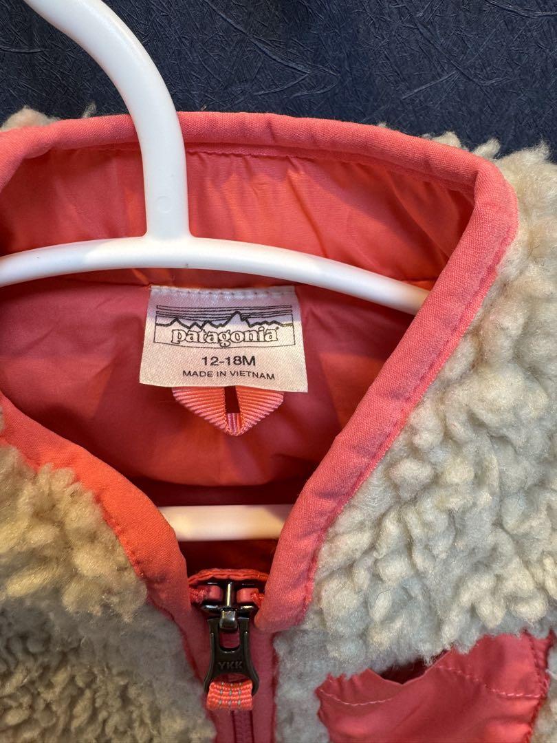 patagonia フリースベスト 12-18M クリーム/コーラル