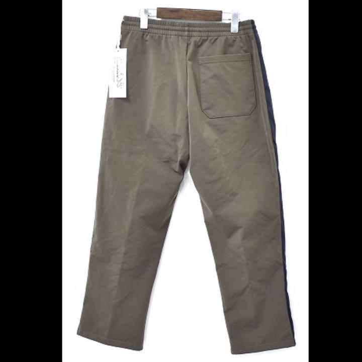 KHAKI 0