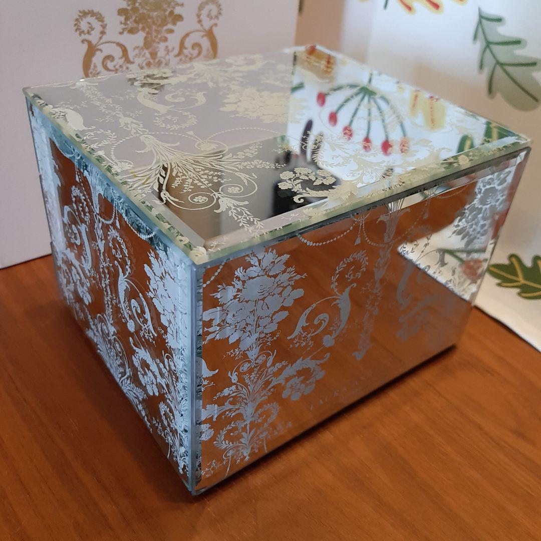 ★値下げ★ローラアシュレイ　ジョゼッテ　ミラー　ジュエリーボックス