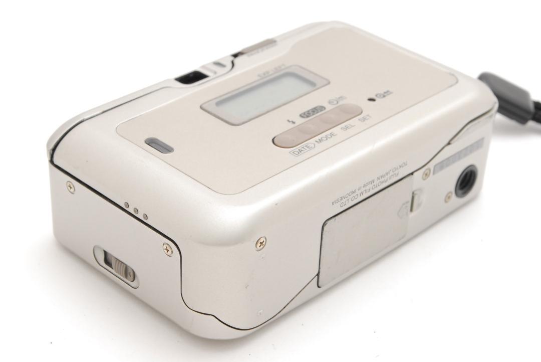☆完動品☆美品☆FUJIFILM TIARA II コンパクトフィルムカメラ