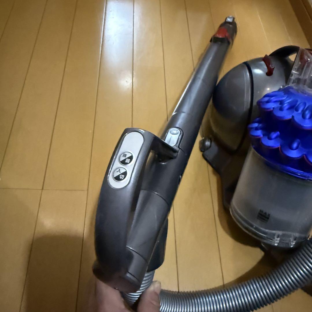 Dyson DC63 動作確認済み クリーニング済み 掃除機(キャニスター)