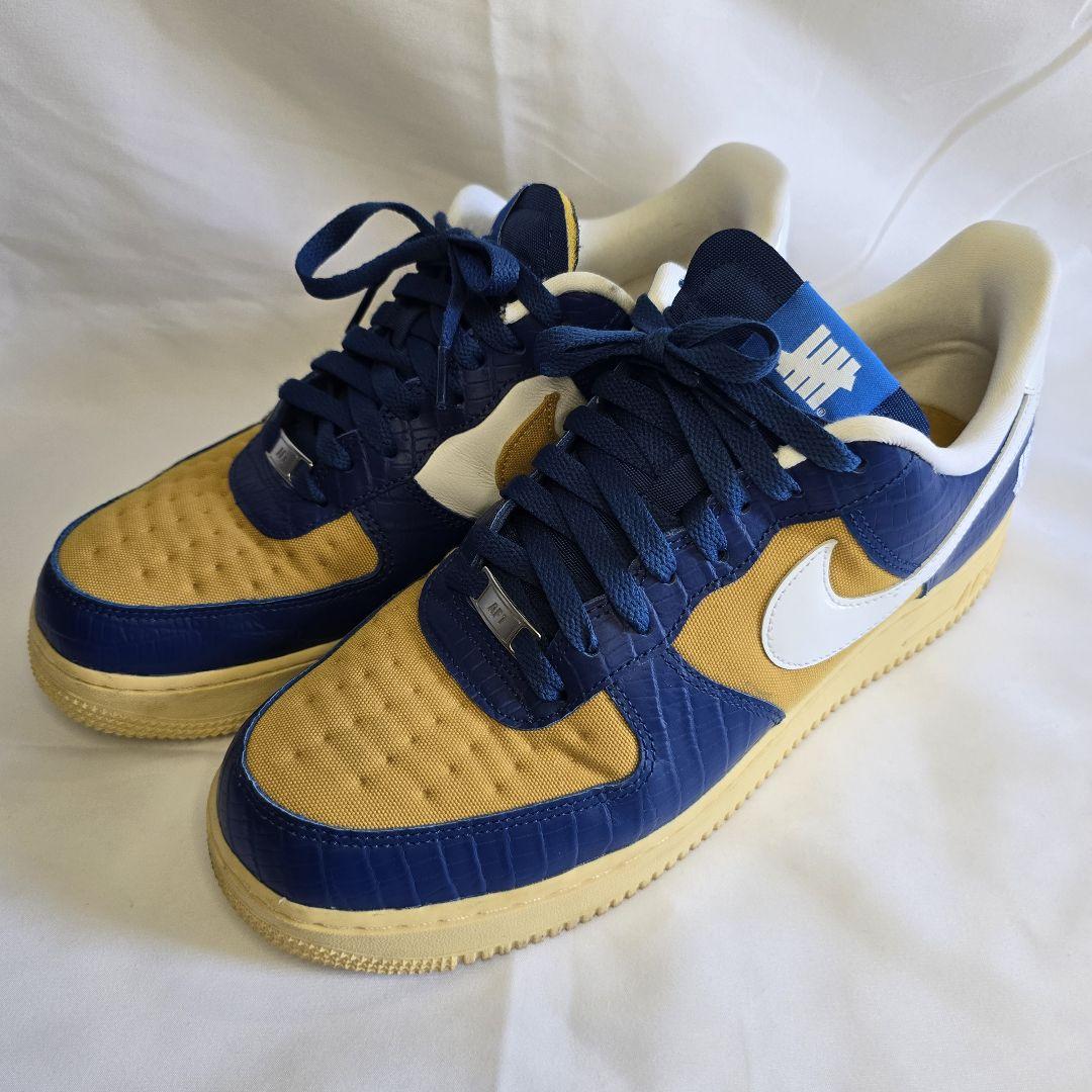 【中古】ナイキ NIKE Air Force 1 Low 5 On It 箱無し