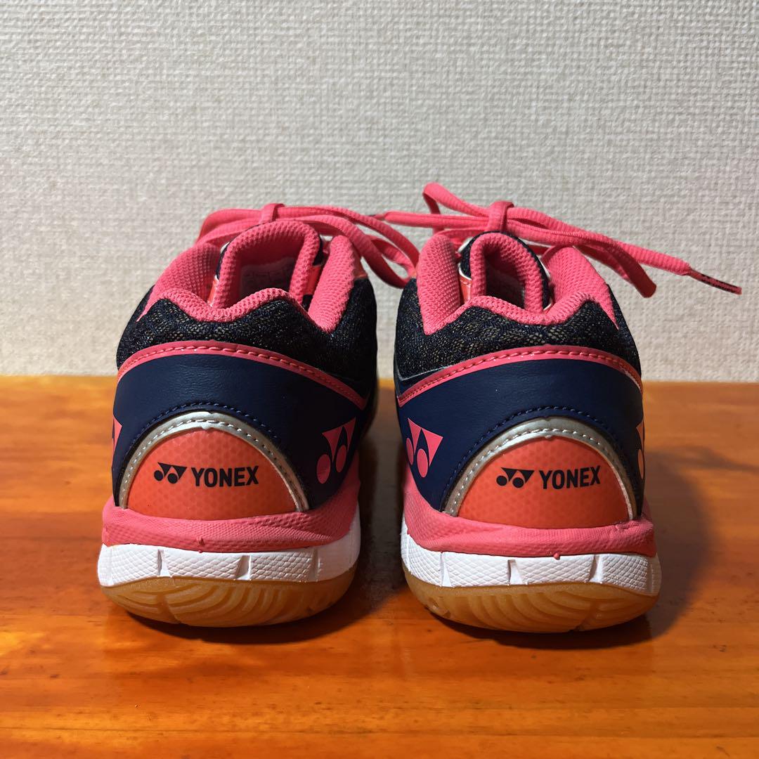 ❀試着のみ バドミントンシューズ ピンク 23cm