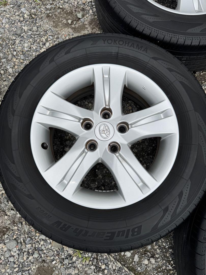 L*E様 トヨタ純正16インチ アルミホイール　ノーマルタイヤ付き215/65R