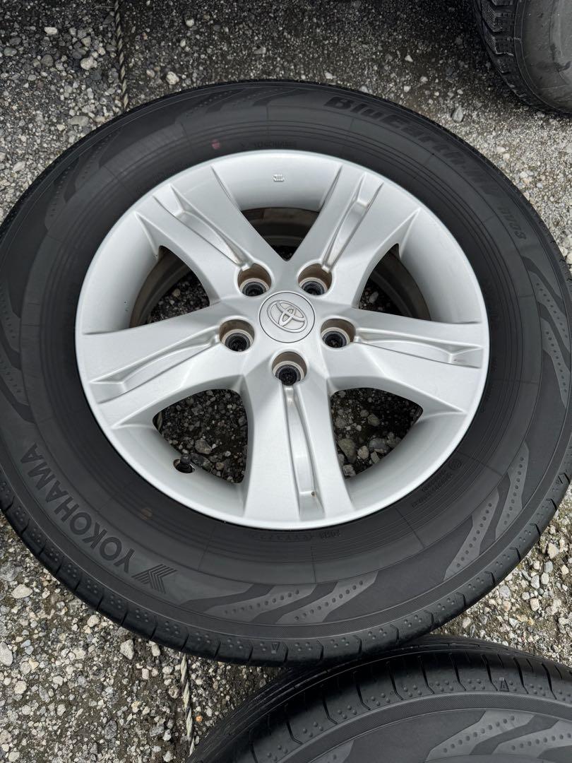 L*E様 トヨタ純正16インチ アルミホイール　ノーマルタイヤ付き215/65R