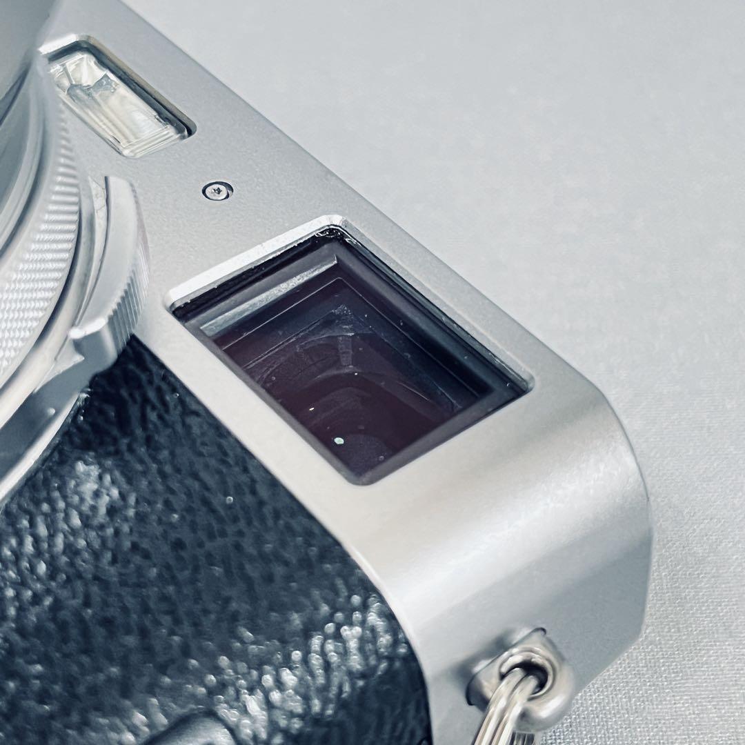 FUJIFILM x100f シルバー