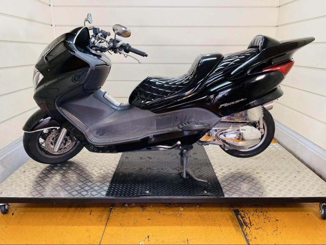 フォルツァ中型バイクビックスクーター