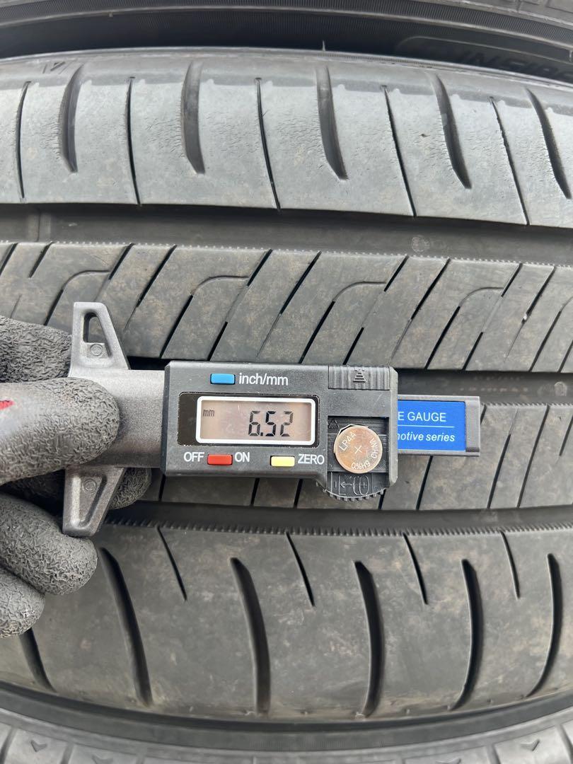 ダンロップ　エナセーブ　rv505 215/50r17 22年製　バリ山