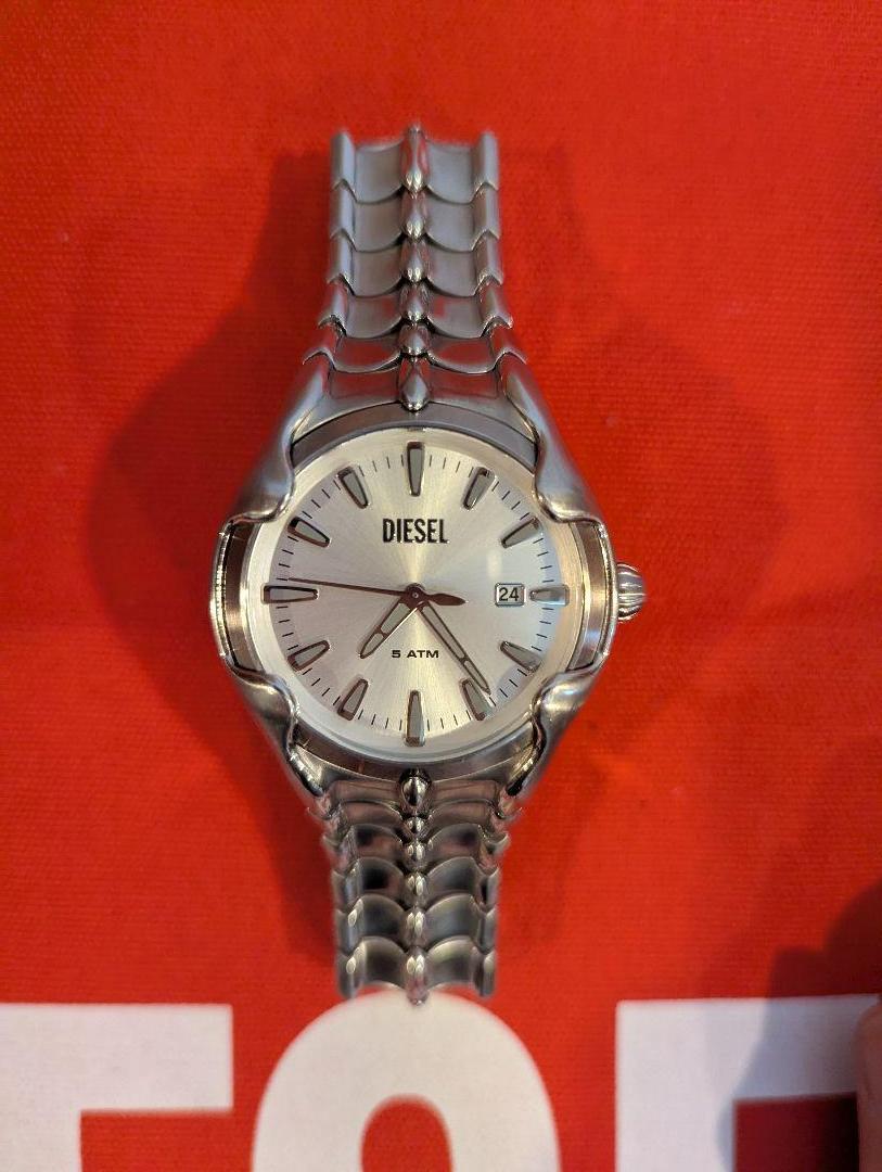 DIESEL 付属品あり VERT DZ2185