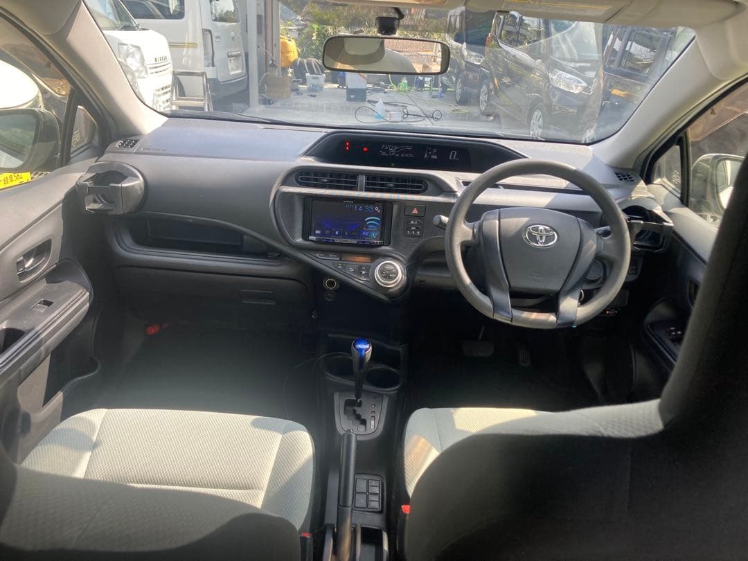 【岐阜】H28 トヨタ アクア L 車検8年8月101200キロ 中期型 【岐阜】H28 トヨタ アクア L 車検8年8月101200キロ 中期型