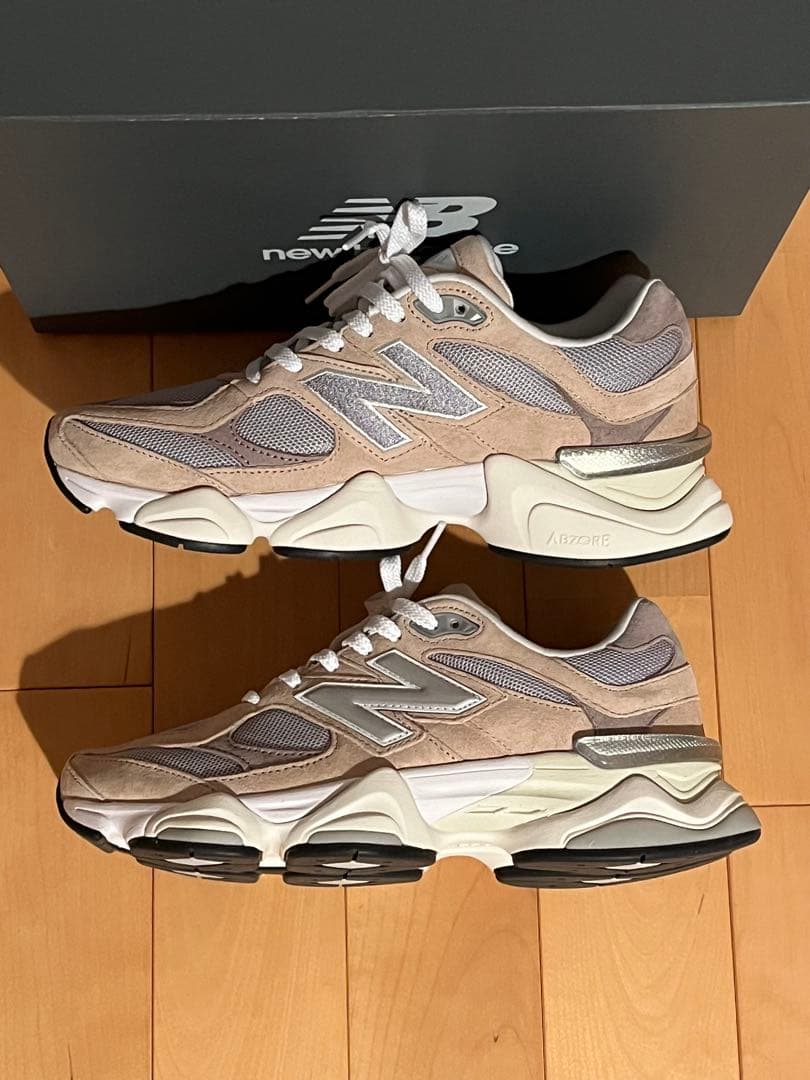【未使用に近い】ニューバランスU9060 LBD、ベージュ、27.0cm 【未使用に近い】ニューバランスU9060 LBD、ベージュ、27.0cm
