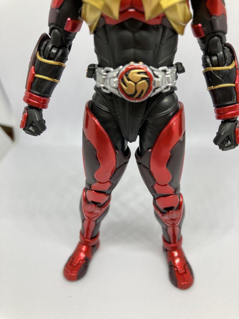 真骨彫　仮面ライダー響鬼　装甲響鬼
