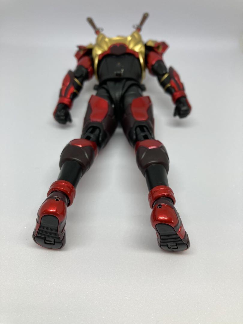 真骨彫　仮面ライダー響鬼　装甲響鬼
