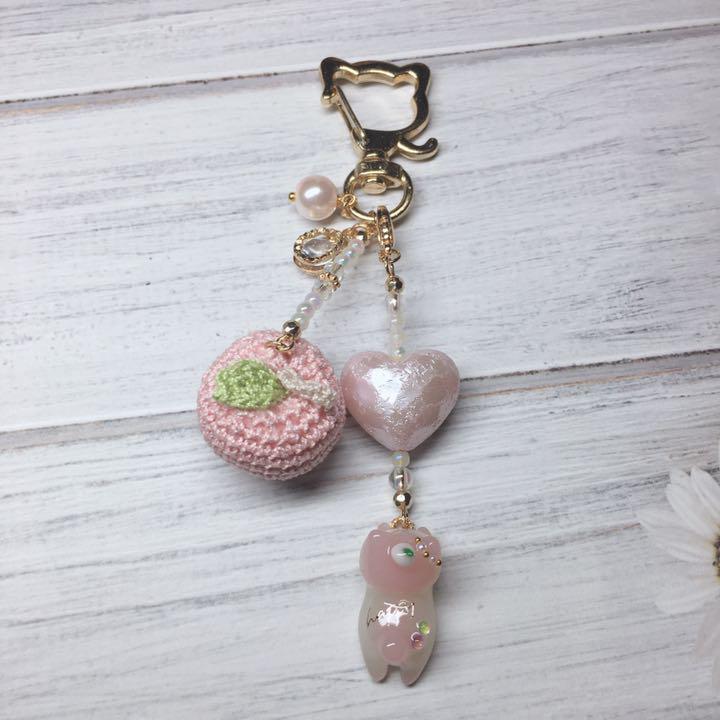 カタログギフトも! ぐで猫 チャーム レジン ハンドメイド