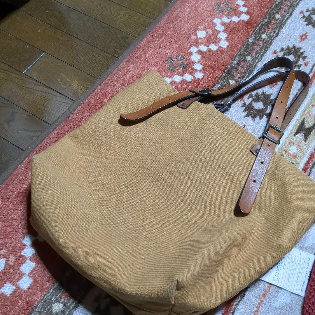 キャメルカラーキャンバストートバッグ