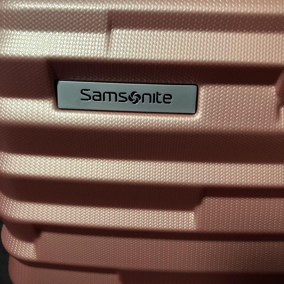 Samsonite 中型キャリーケース ピンク