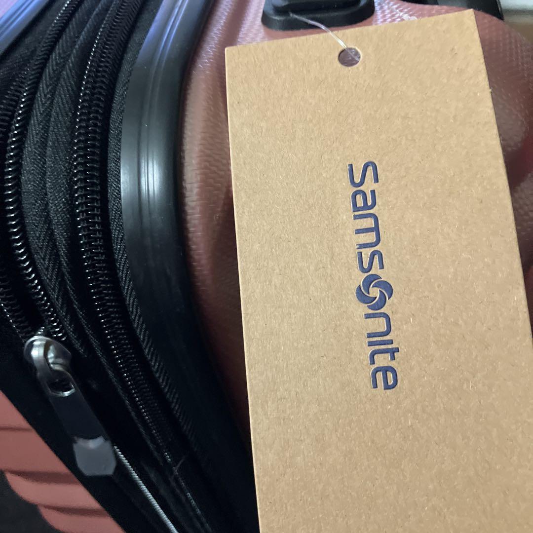 Samsonite 中型キャリーケース ピンク