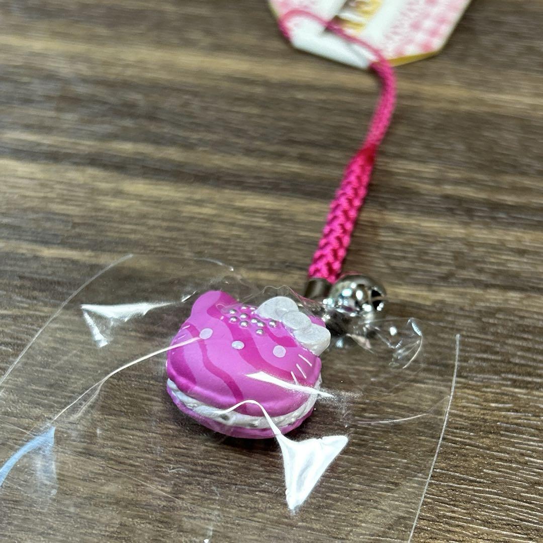 【冬バーゲン★】 2010年 サンリオ ストラップ 根付 マカロン スイーツ キティ 小物・アクセサリー