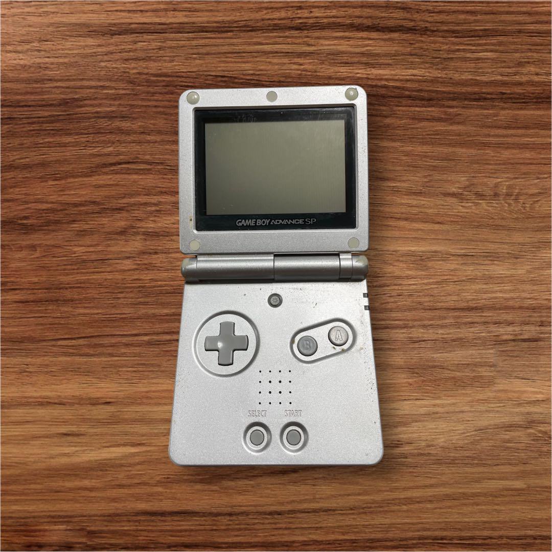 ゲームボーイアドバンス SP 本体 ジャンク品 シルバー 動作未確認