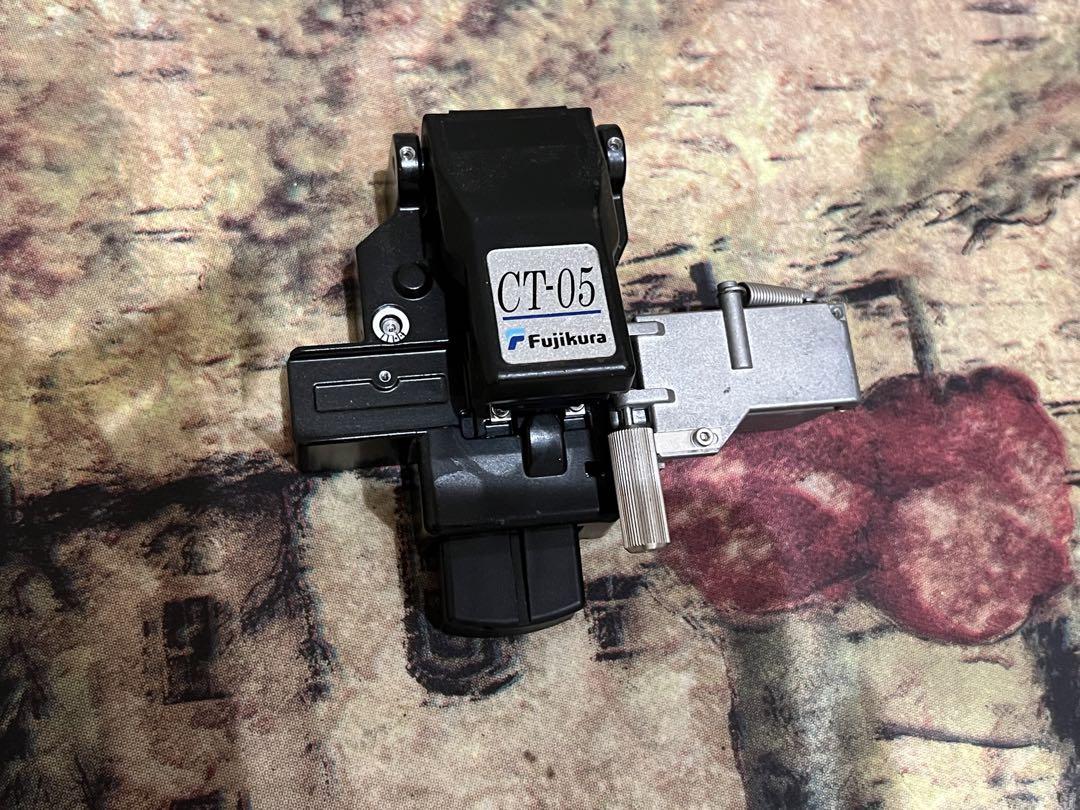 Fujikura フジクラ　光ファイバーカッター　CT-05 中古現状品