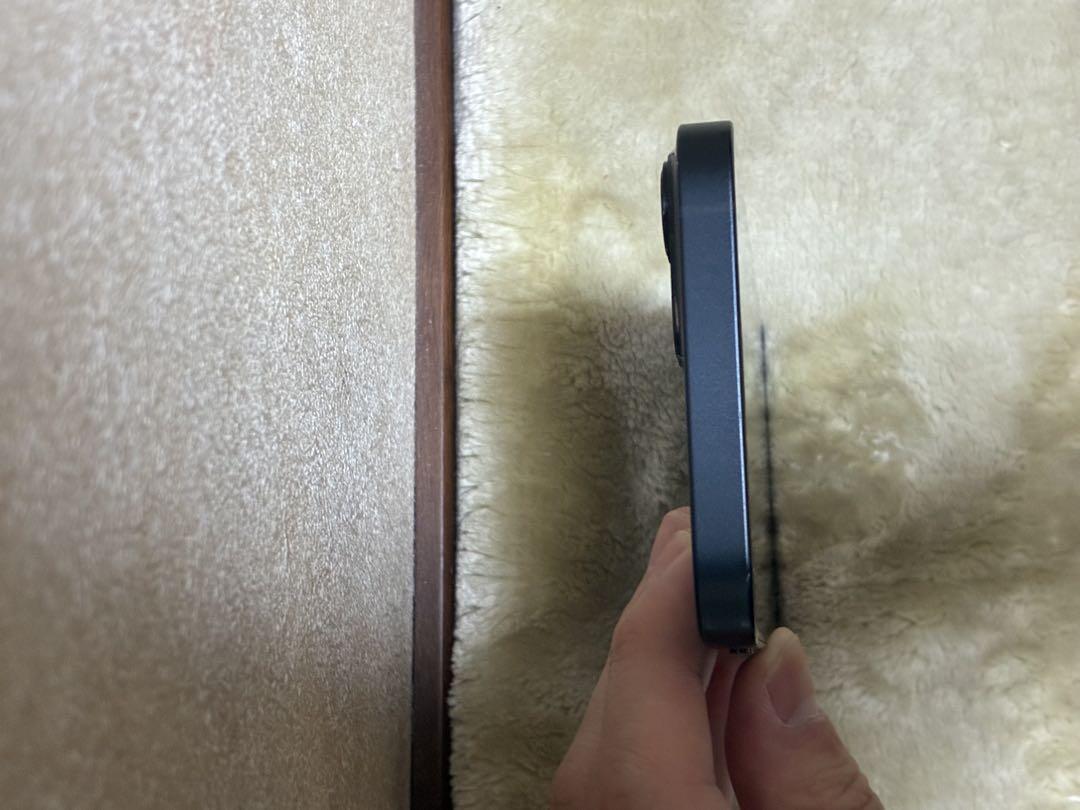 Apple iPhone 13 128gb本体(充電ケーブル付き)
