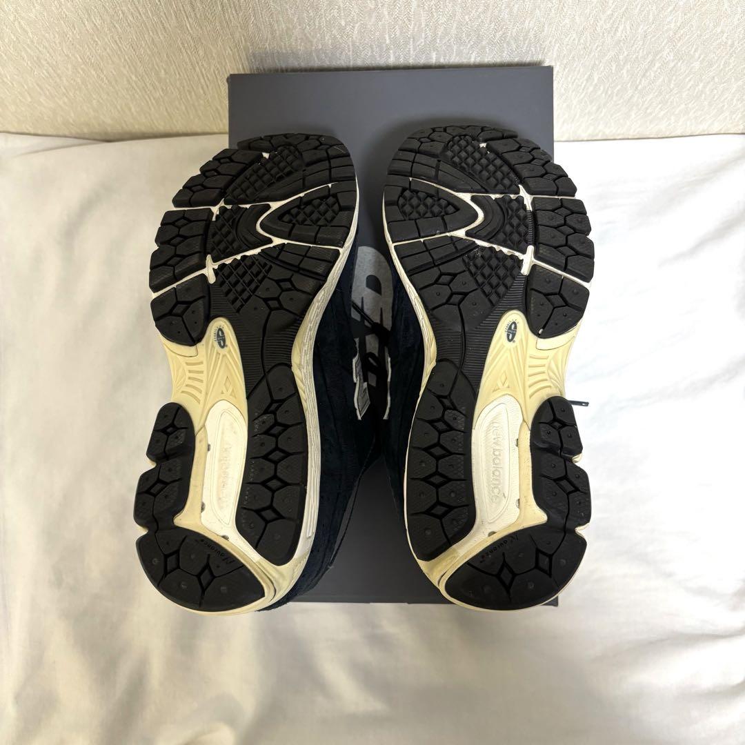 [せかい]New Balance M2002RCA