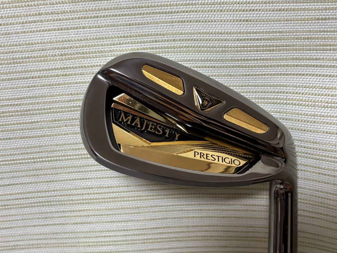 MAJESTY PRESTIGIO 12 PW