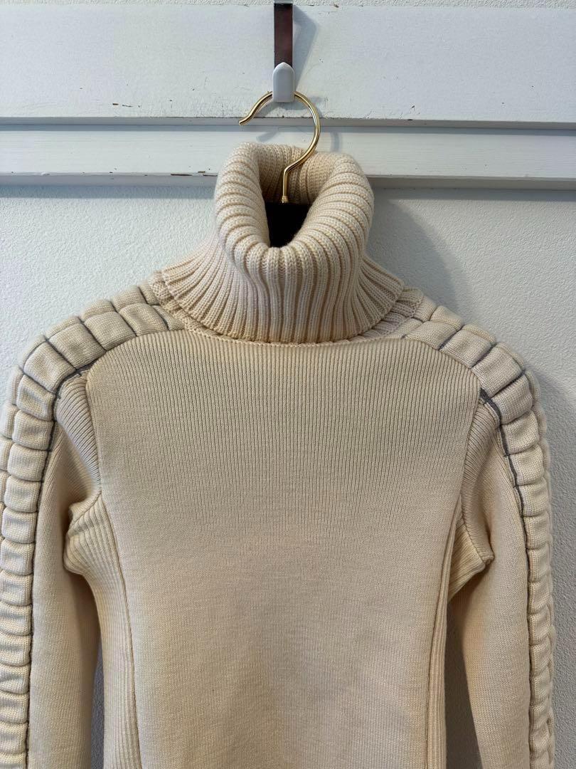 トップス CHANEL High Neck Knit Coco Mark