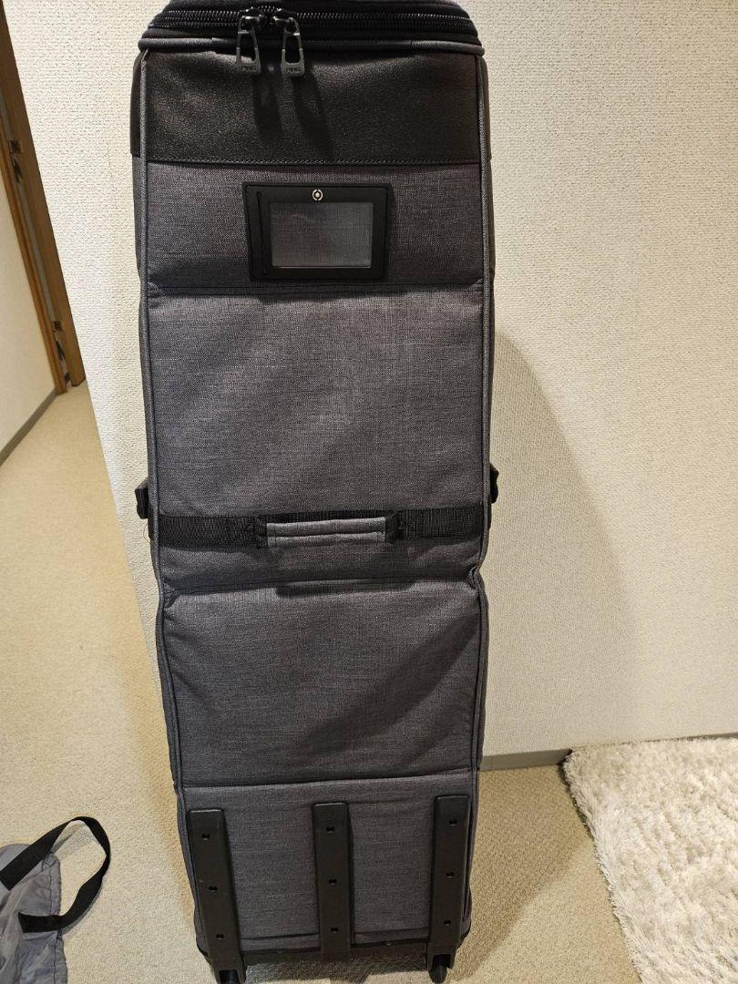 美品PINGピンゴルフ用ハードトラベルバッグケース　中古品　折り畳み可能です。