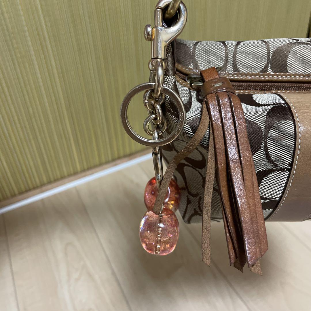 COACH シグネチャーワンショルダーハンドバッグ タッセル