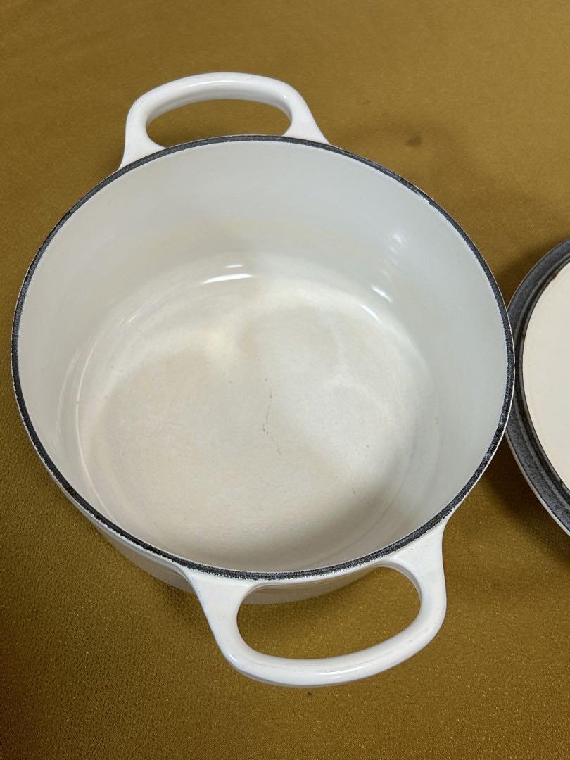 ル・クルーゼ ココットロンド 18cm ホワイト LECREUSET