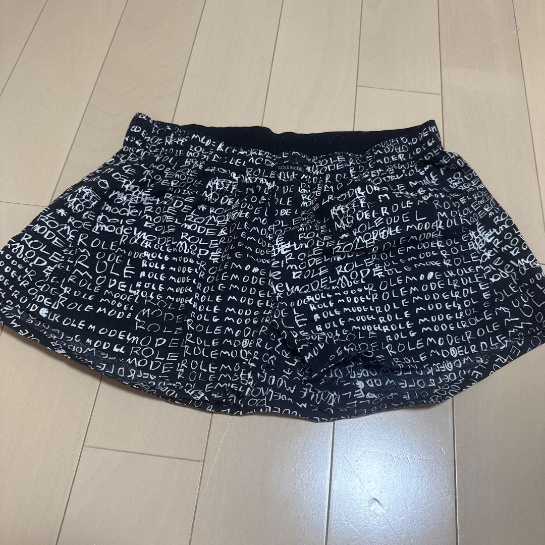 ROLEMODEL パンツ