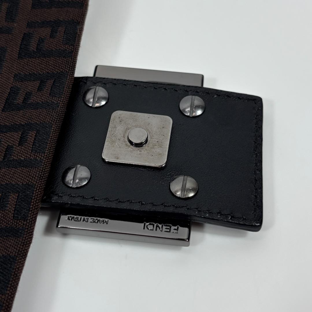 フェンディ ショルダーバッグ ズッカ柄 MBZ1381