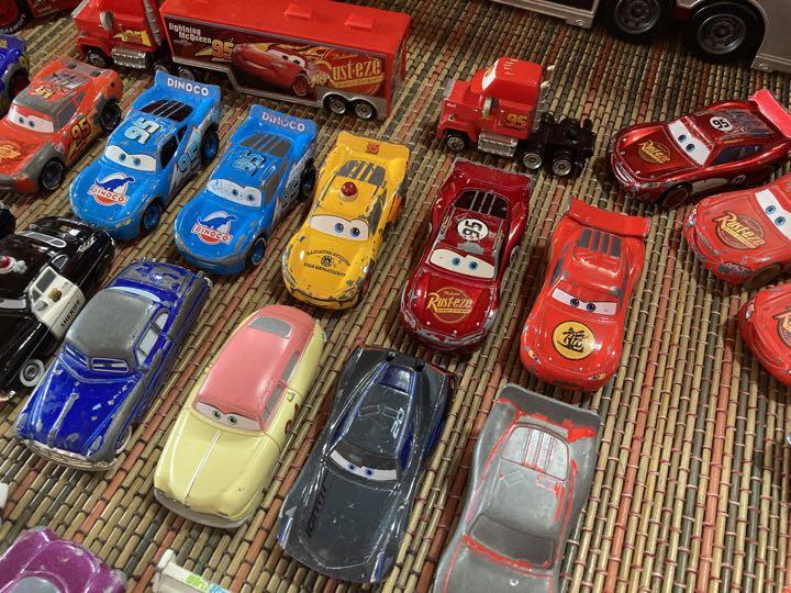 カーズ トミカ ミニカー まとめ売り キャリーバッグ付き - おもちゃ カーズ トミカ ミニカー まとめ売り キャリーバッグ付き - おもちゃ