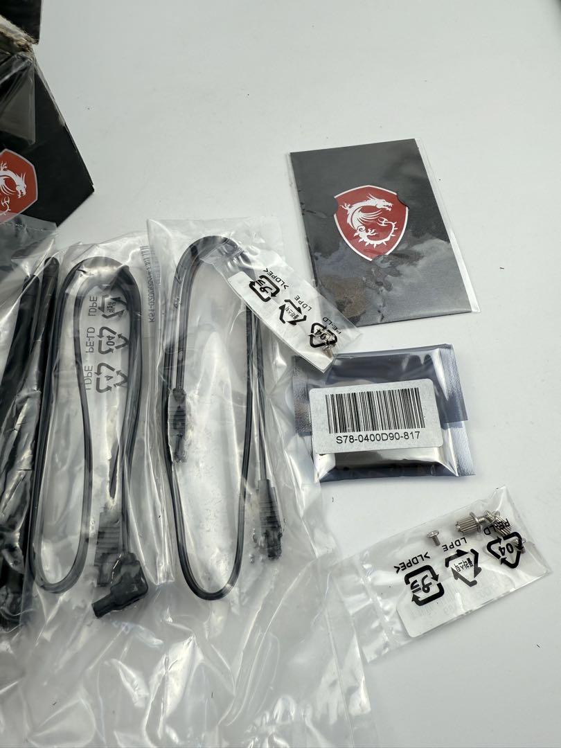 MSI MAG Z590 TOMAHAWK WIFI マザーボード