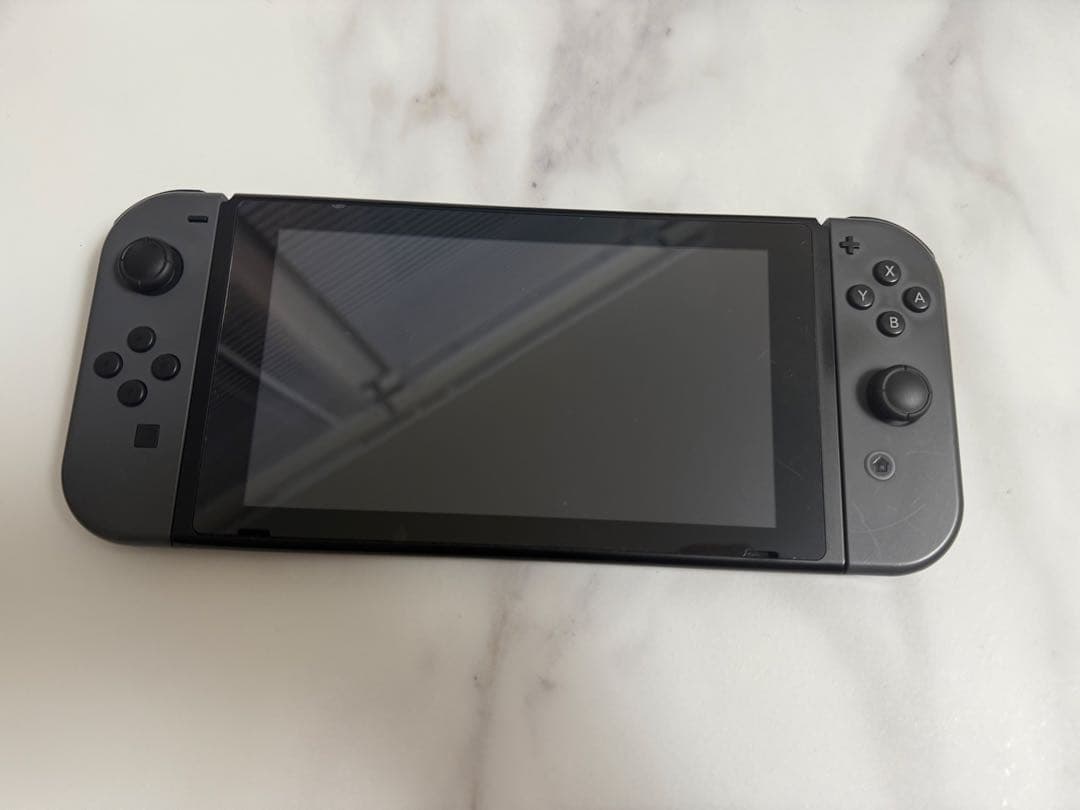 Nintendo Switch 本体 + 付属品セット Nintendo Switch 本体 + 付属品セット